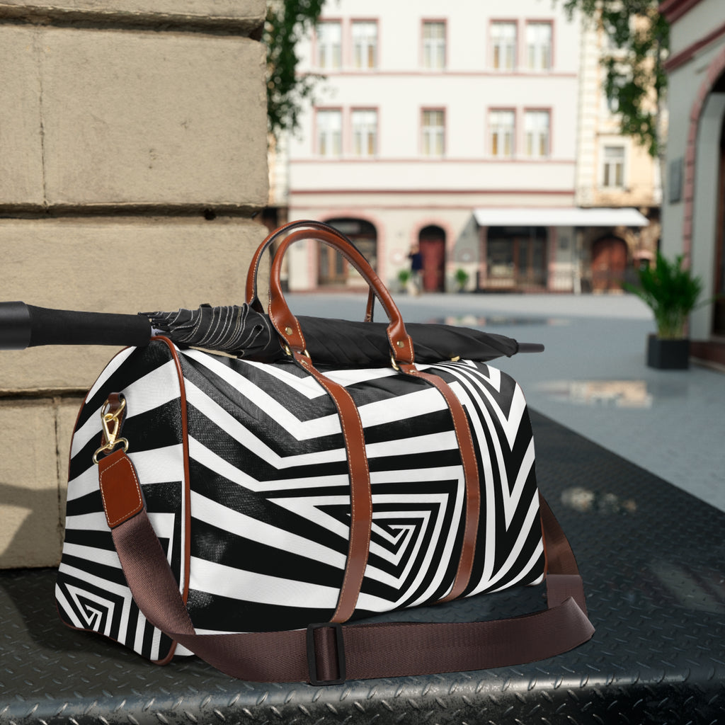 Black and White Optical Illusion Waterproof Travel Bag